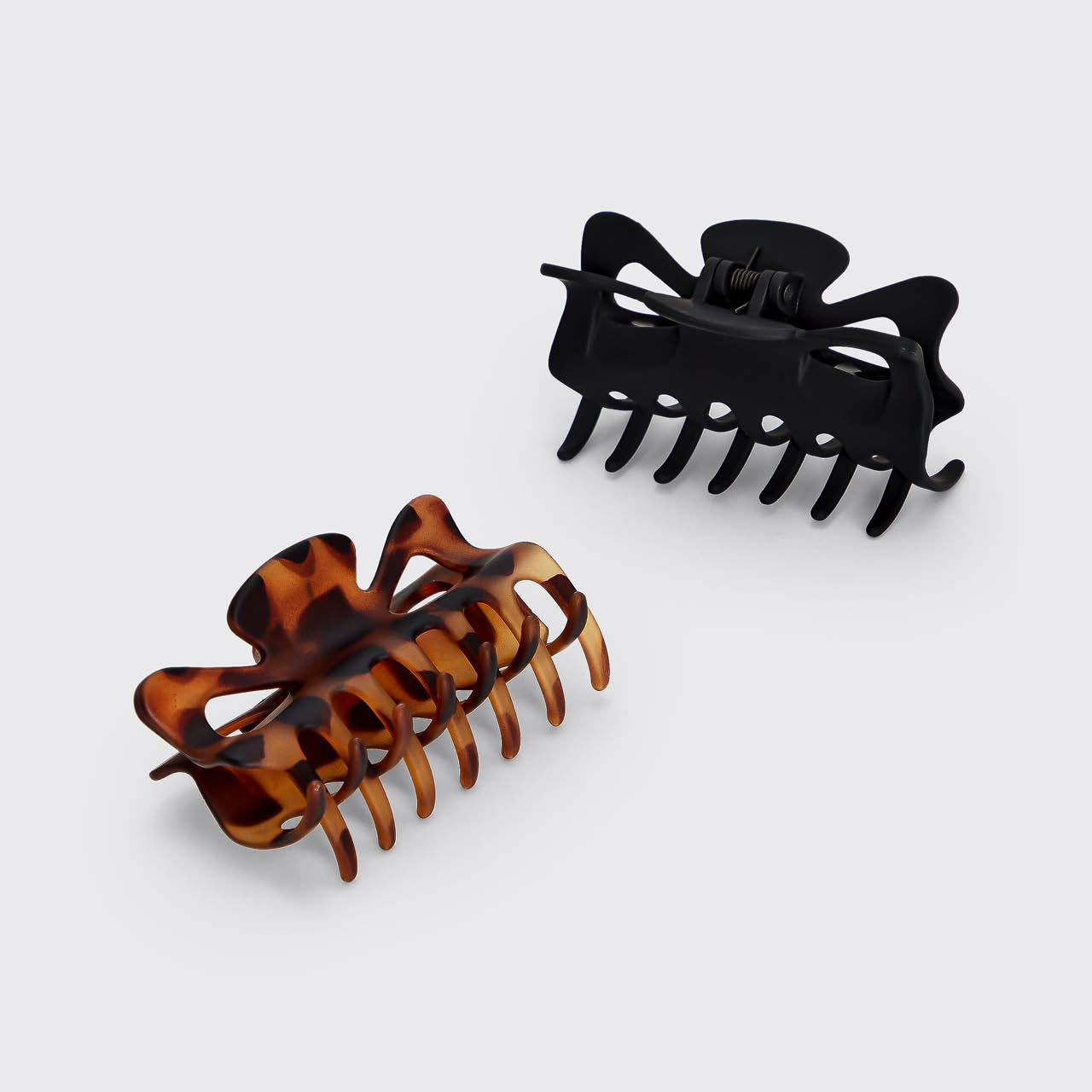 Black & Tort Claw Clips 2pc Set - Large - Image 6