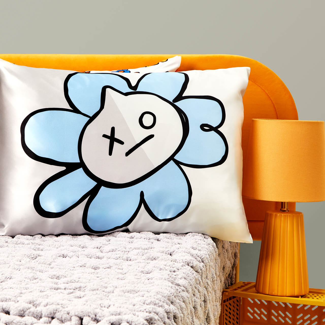Kitsch x BT21 Satin Pillowcase in VAN - King - Image 3