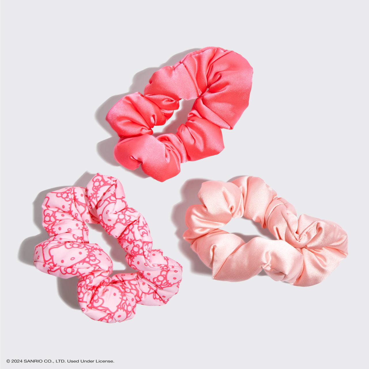 Kitsch x Hello Kitty Puffy Scrunchies 3pc Set - Image 3