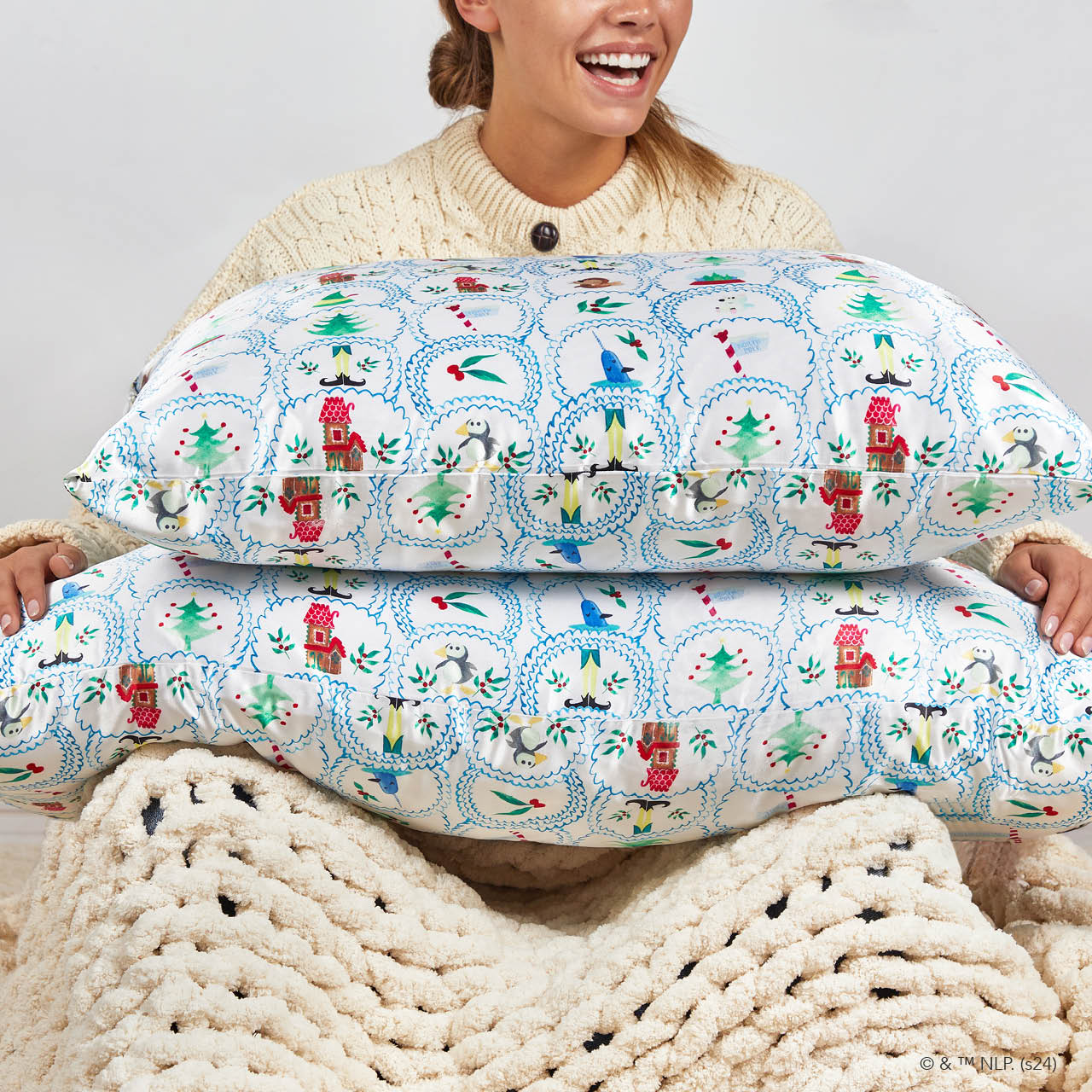 Kitsch x Elf Satin Pillowcase in North Pole - King - Image 3